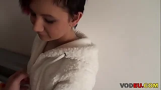 Amateur Reife POV saugt und fickt